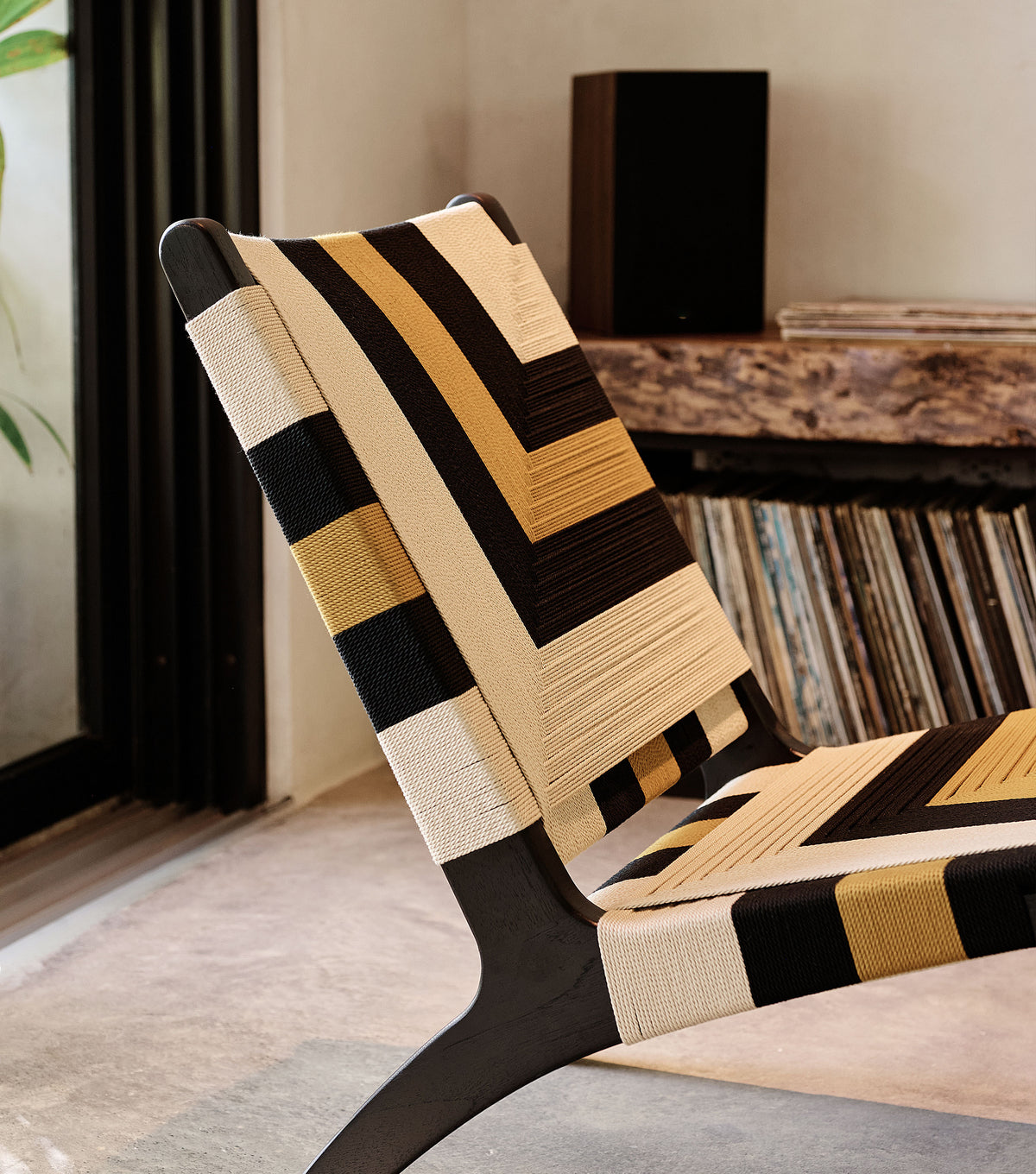 Charcoal Teak / Queen Bee Pattern